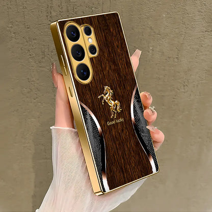 Phone Case - Wooden Background with Curved Golden Horse, Aesthetic High-End Personalized Pattern Plated Glass Phone Case for Samsung Galaxy S26/S25/S24/S23 a Series and Iphone 17/16/15/14/13/12/11, Fashionable Aesthetic 995