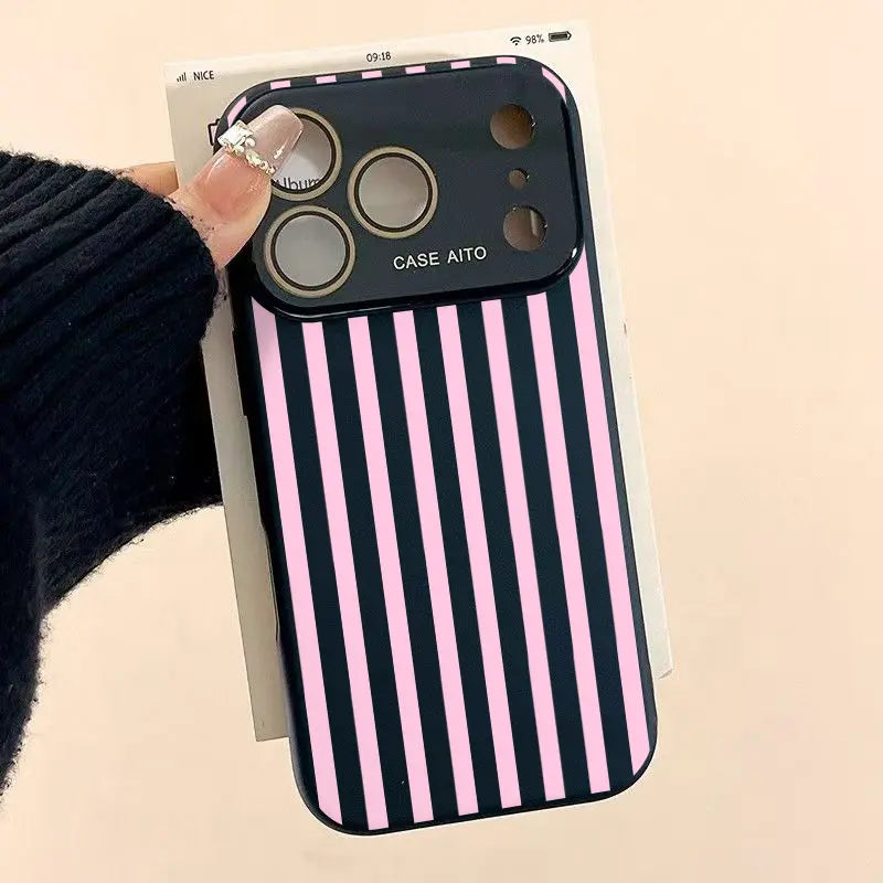 Bold High-Contrast Stripe Print Phone Case Delivers a Fun Retro Summer Vibe Who Love Understated yet Eye-Catching Style with Ultra Skin Friendly Touch, All Inclusive Lens Phone Case Suitable for Iphone 17 16 15 14 13 12